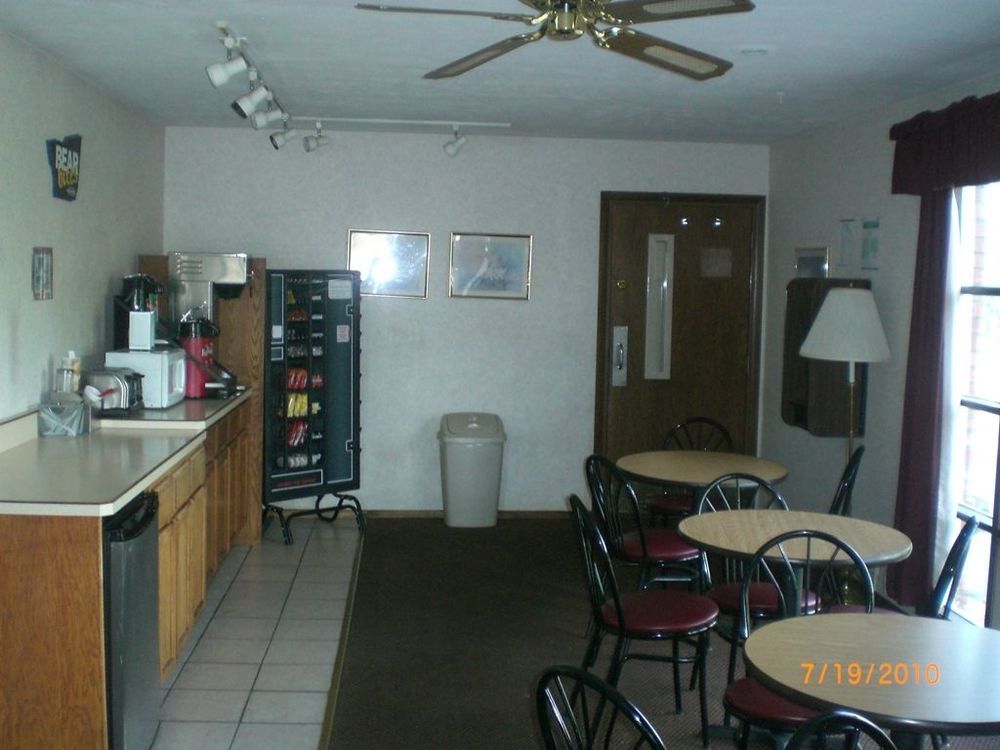 Travel Inn Rockford Dalaman gambar